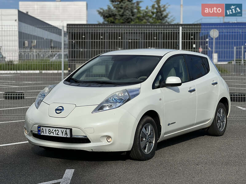 2011 nissan leaf