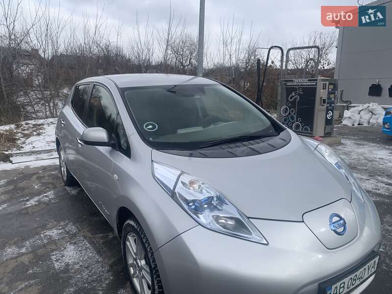 2012 nissan leaf