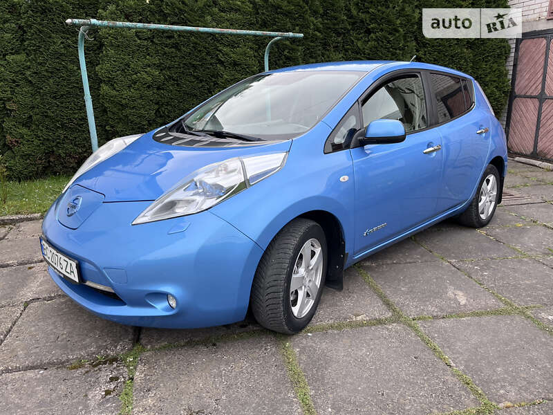 2011 nissan leaf