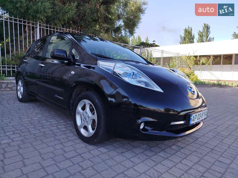 2011 nissan leaf