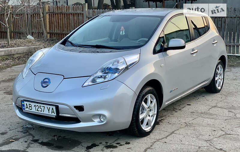 2011 nissan leaf