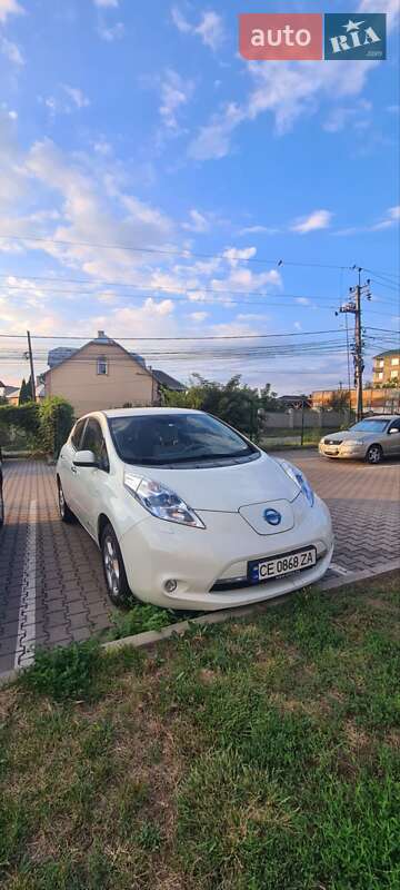 2011 nissan leaf