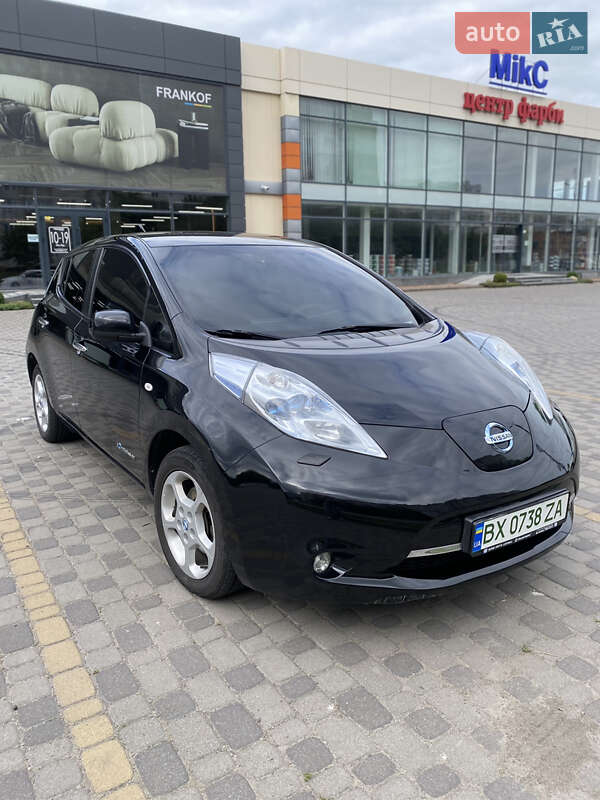 2011 nissan leaf