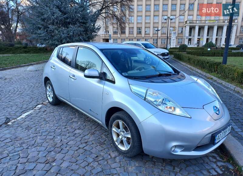 2012 nissan leaf