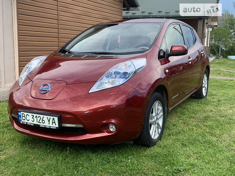 2011 nissan leaf
