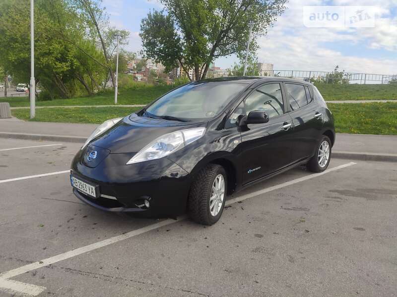2011 nissan leaf