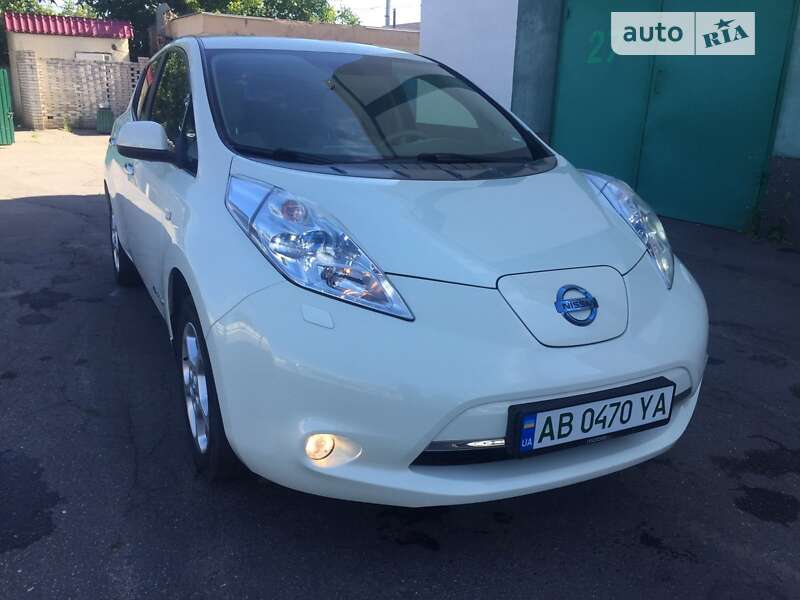 2011 nissan leaf