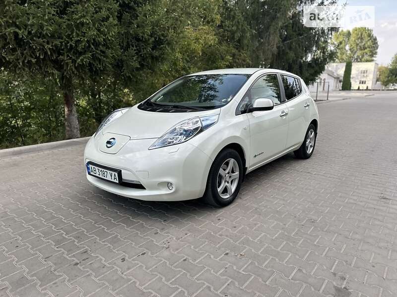 2011 nissan leaf