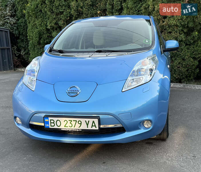 2011 nissan leaf