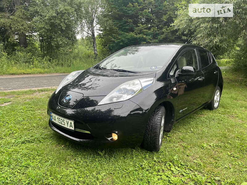 2011 nissan leaf