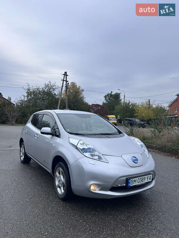 2011 nissan leaf