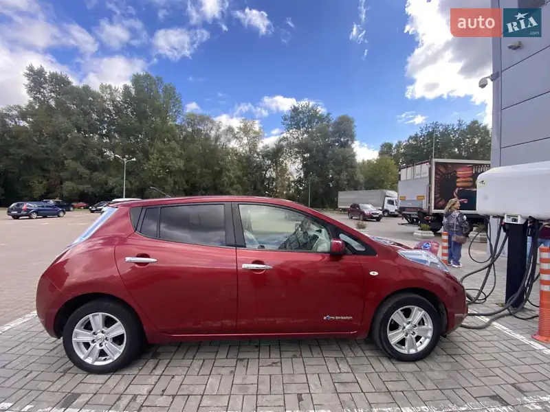 2012 nissan leaf