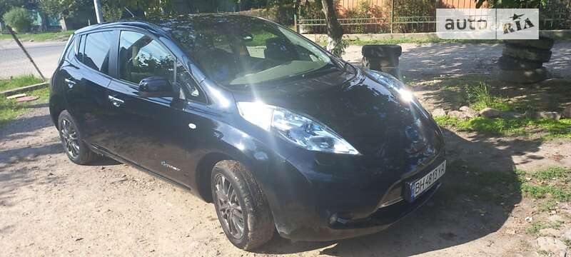 2012 nissan leaf