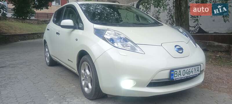 2012 nissan leaf