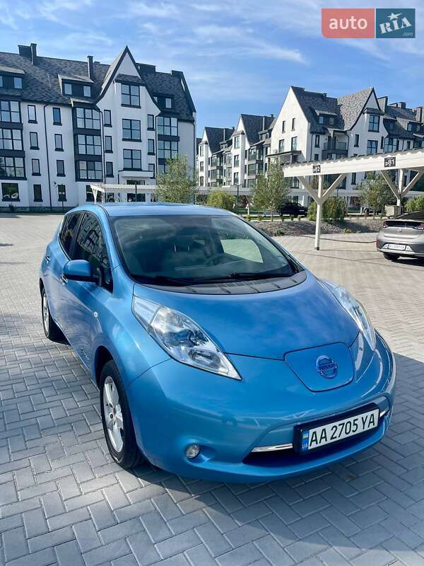 2012 nissan leaf