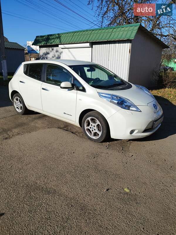 2012 nissan leaf