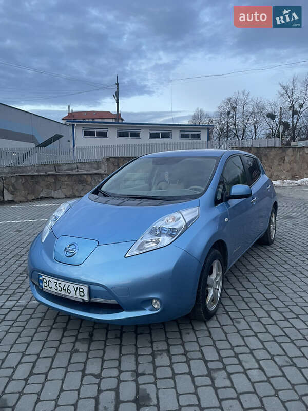2012 nissan leaf