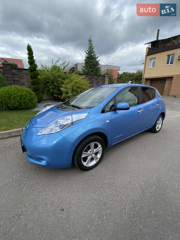 2012 nissan leaf