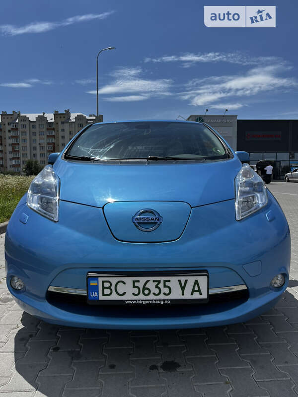 2012 nissan leaf