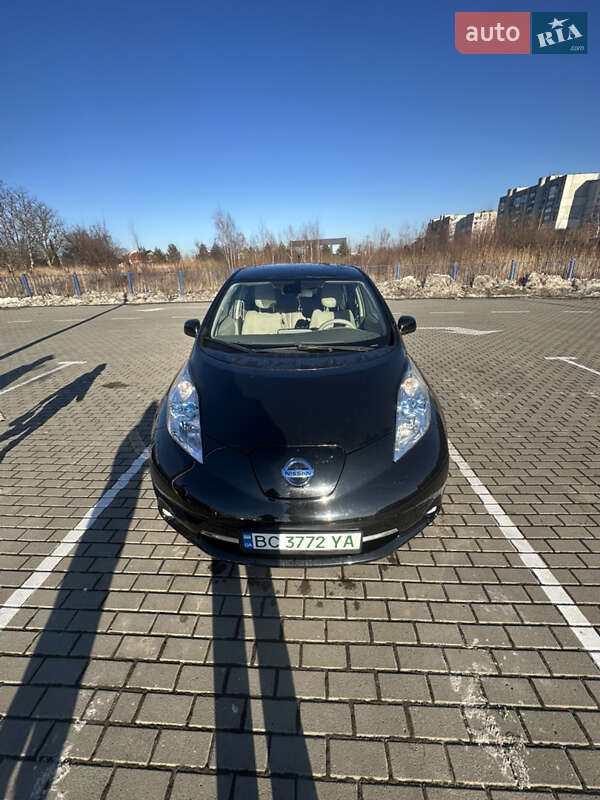 2012 nissan leaf