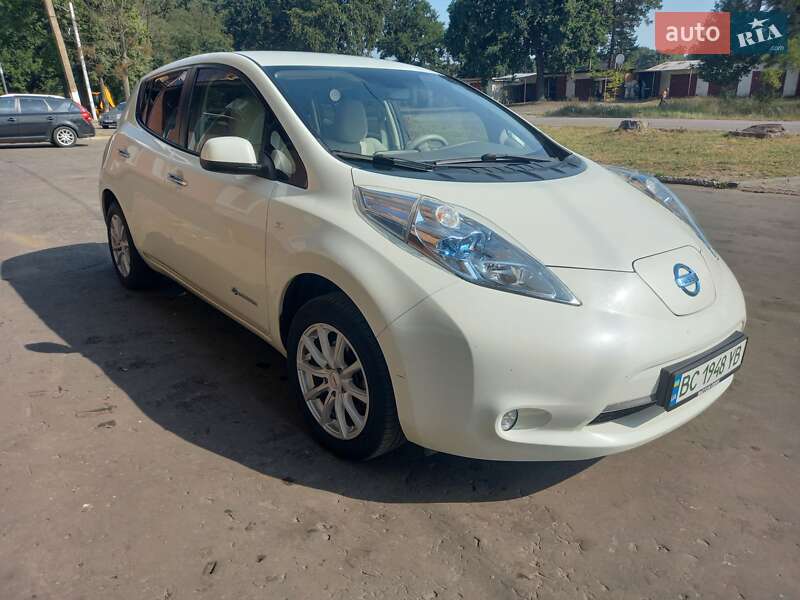 2012 nissan leaf
