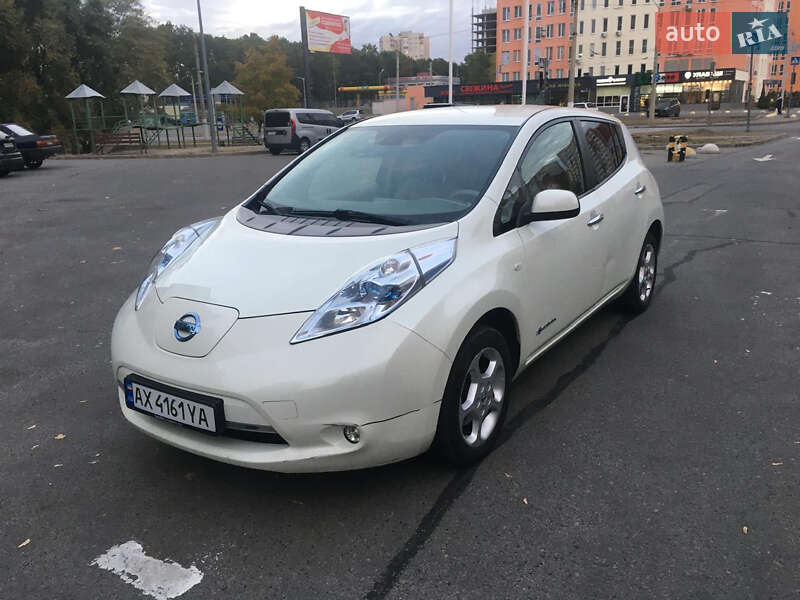 2012 nissan leaf