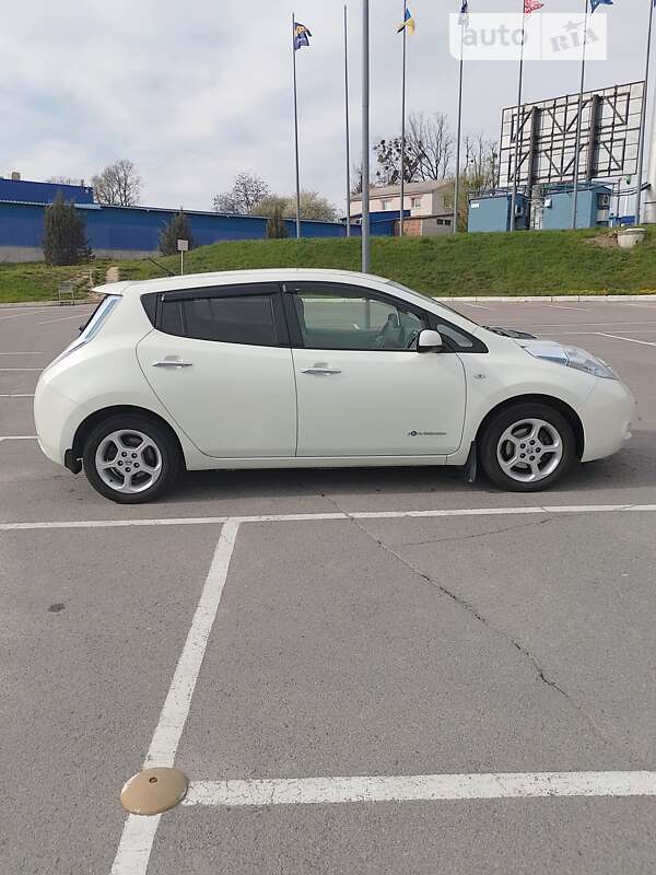 2013 nissan leaf