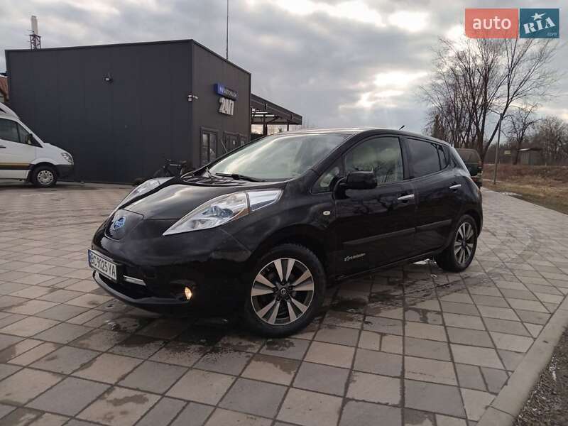 2012 nissan leaf