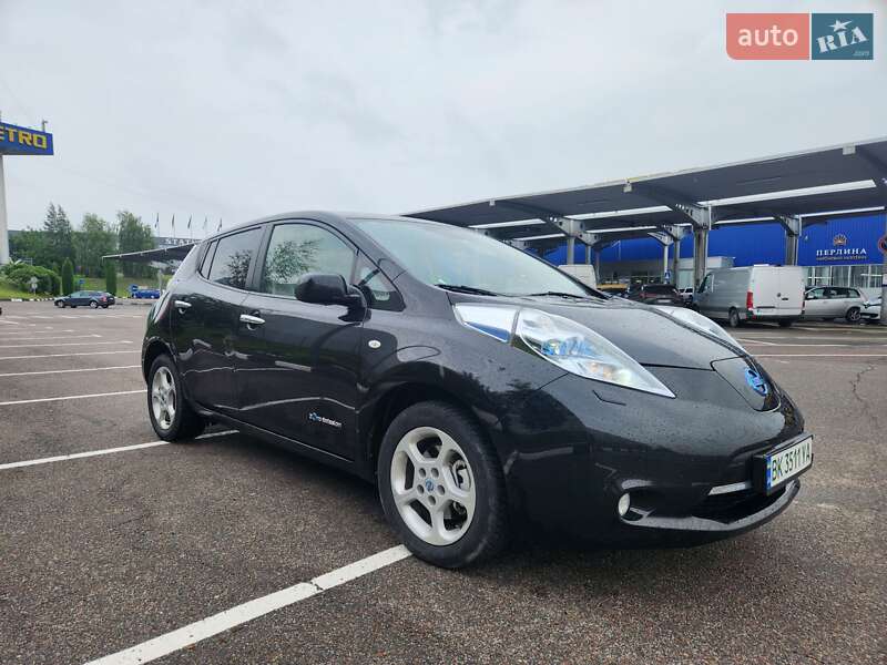2012 nissan leaf