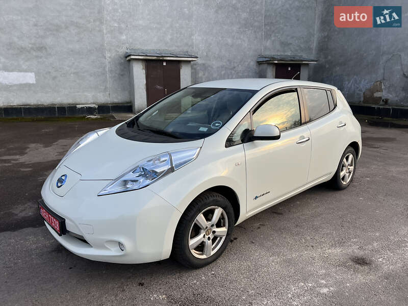2012 nissan leaf