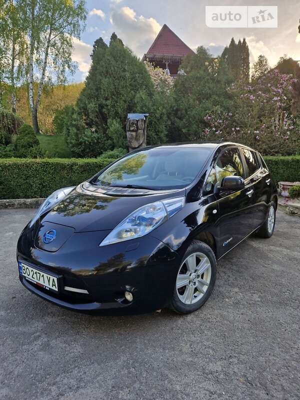 2012 nissan leaf