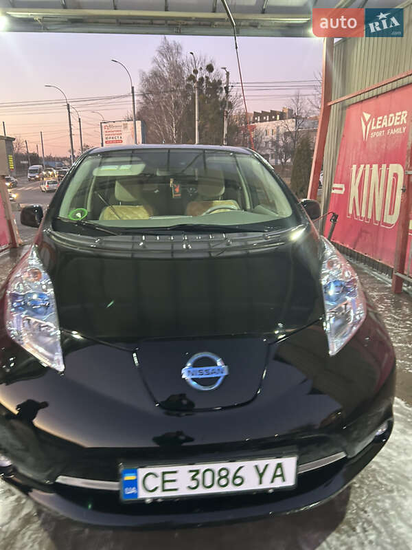 2012 nissan leaf