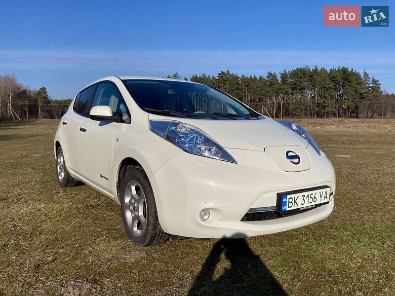 2012 nissan leaf