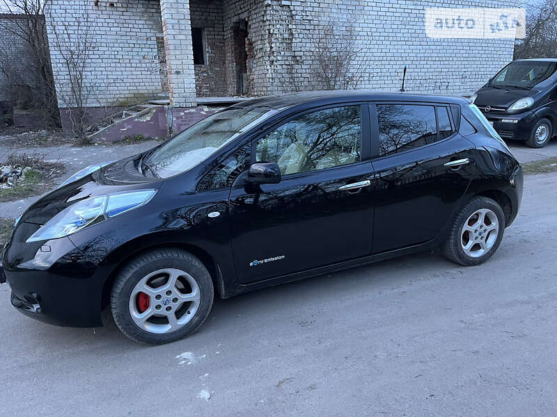 2012 nissan leaf