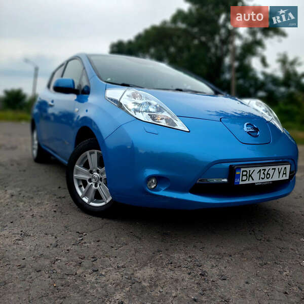 2012 nissan leaf
