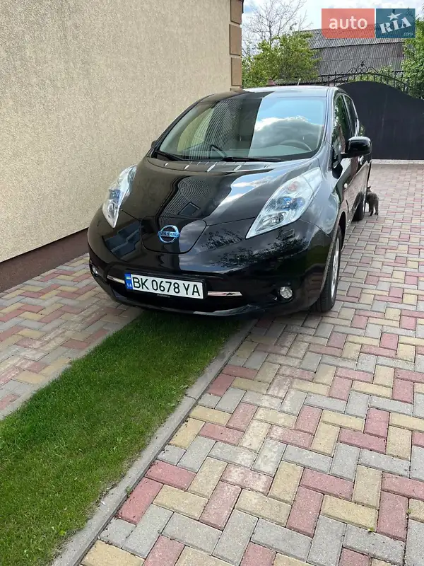 2012 nissan leaf