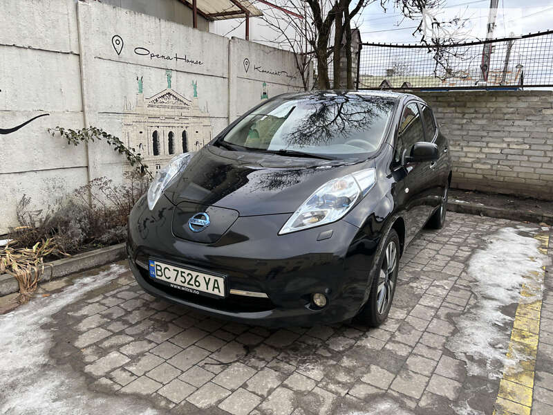2012 nissan leaf