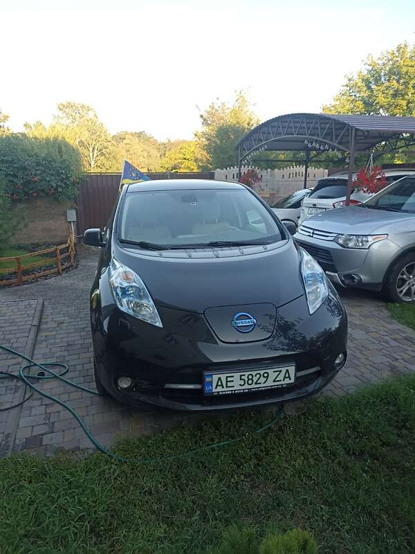 2012 nissan leaf