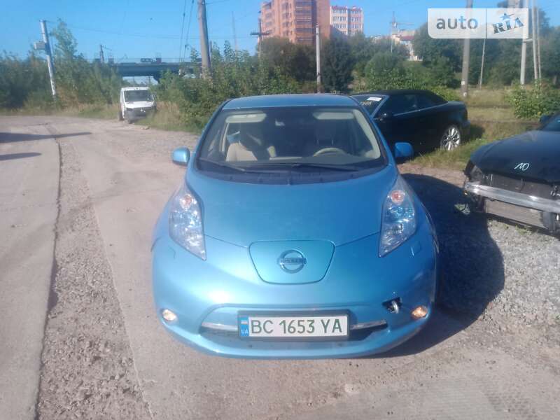 2012 nissan leaf