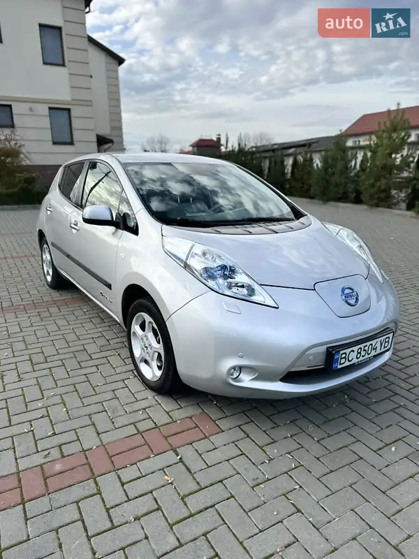 2012 nissan leaf