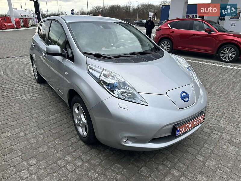 2012 nissan leaf