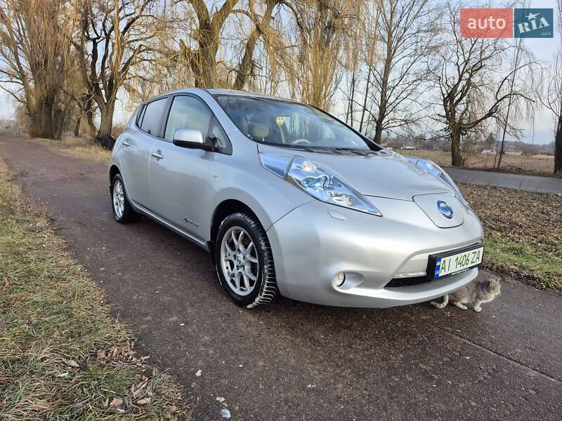2012 nissan leaf