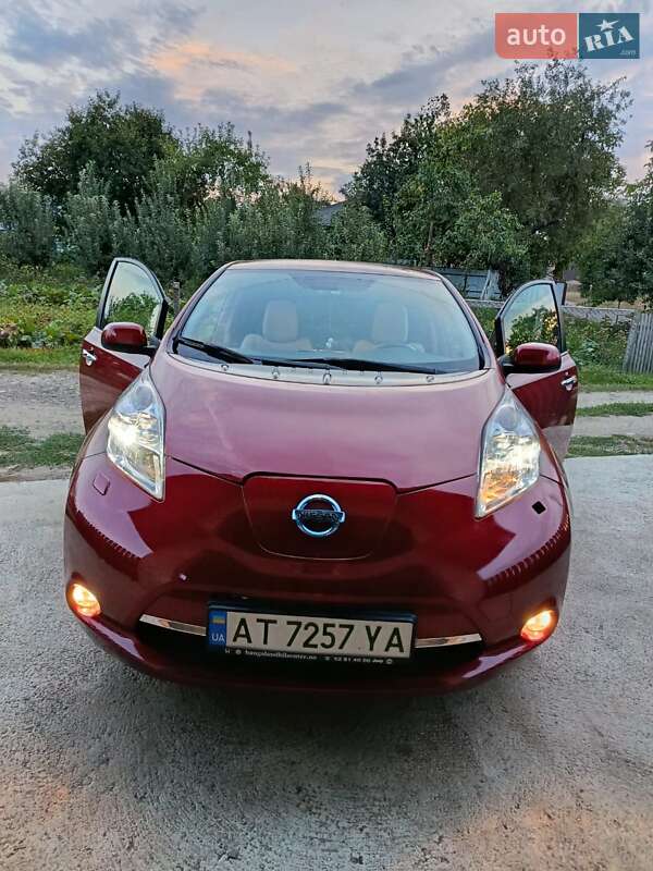 2012 nissan leaf