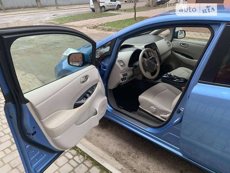 2013 nissan leaf
