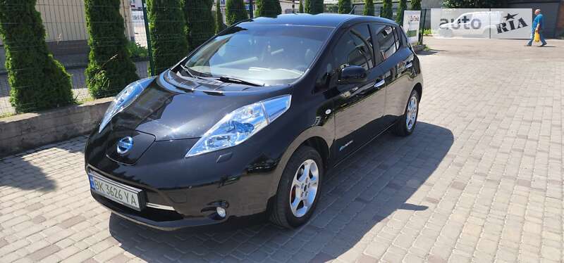 2012 nissan leaf