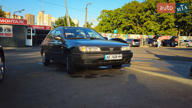 1994 nissan sunny