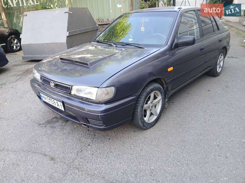 1992 nissan sunny