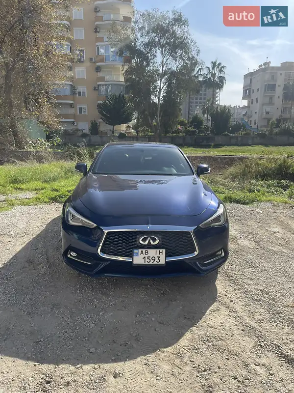 2017 infiniti q60