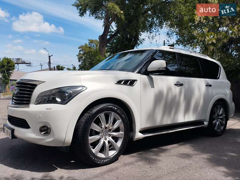2011 infiniti qx56