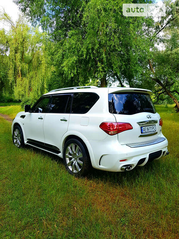 2011 infiniti qx56